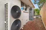 https://images.listonce.com.au/custom/160x/listings/6-ananda-court-donvale-vic-3111/829/01915829_img_10.jpg?QOIozaPxiEQ