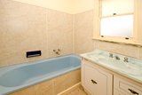 https://images.listonce.com.au/custom/160x/listings/6-arkana-avenue-highton-vic-3216/793/01699793_img_06.jpg?a9qPWfTt088