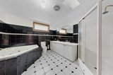 https://images.listonce.com.au/custom/160x/listings/6-avenue-victoria-hawthorn-east-vic-3123/831/01808831_img_04.jpg?-Rtg0u7GTwE
