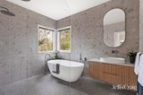 https://images.listonce.com.au/custom/160x/listings/6-aylesbury-way-warrandyte-vic-3113/894/01779894_img_19.jpg?7Er-ZivB9EM