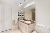 https://images.listonce.com.au/custom/160x/listings/6-badger-place-mulgrave-vic-3170/689/01954689_img_10.jpg?hjAEga8h9TI