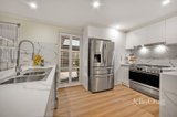 https://images.listonce.com.au/custom/160x/listings/6-batavia-way-doreen-vic-3754/814/01967814_img_02.jpg?NyMdigWxWGc