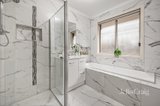 https://images.listonce.com.au/custom/160x/listings/6-batavia-way-doreen-vic-3754/814/01967814_img_08.jpg?89vvve28VFI