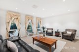 https://images.listonce.com.au/custom/160x/listings/6-bayles-court-donvale-vic-3111/107/01844107_img_07.jpg?IfVn-a2vp1A