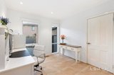 https://images.listonce.com.au/custom/160x/listings/6-bayles-court-donvale-vic-3111/107/01844107_img_12.jpg?ISP5e1t1g0Q