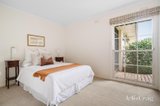 https://images.listonce.com.au/custom/160x/listings/6-beatty-street-mont-albert-vic-3127/953/01739953_img_07.jpg?b4tDfsmcnm0