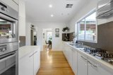 https://images.listonce.com.au/custom/160x/listings/6-beddoe-avenue-bentleigh-east-vic-3165/766/01183766_img_05.jpg?thS4vvAIl08