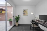 https://images.listonce.com.au/custom/160x/listings/6-beddoe-avenue-bentleigh-east-vic-3165/766/01183766_img_09.jpg?q2taaytnJQA