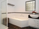 https://images.listonce.com.au/custom/160x/listings/6-bennett-court-leopold-vic-3224/596/01699596_img_05.jpg?mpBlHrz-Blg