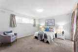 https://images.listonce.com.au/custom/160x/listings/6-blossom-court-glen-waverley-vic-3150/554/01237554_img_06.jpg?7RUgxUHtTa8