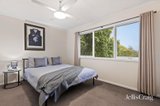 https://images.listonce.com.au/custom/160x/listings/6-boyana-crescent-croydon-vic-3136/292/01911292_img_10.jpg?JVdOOMV85jQ