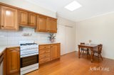 https://images.listonce.com.au/custom/160x/listings/6-brampton-court-vermont-vic-3133/249/01984249_img_06.jpg?uPpMAg9L9xg