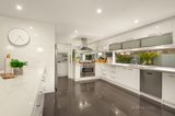 https://images.listonce.com.au/custom/160x/listings/6-brian-court-niddrie-vic-3042/349/00820349_img_03.jpg?pr10LU6FXaI