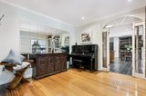 https://images.listonce.com.au/custom/160x/listings/6-bunker-crescent-glen-waverley-vic-3150/485/01168485_img_05.jpg?3lPdFFhUKd0