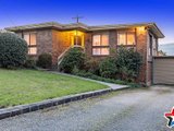 https://images.listonce.com.au/custom/160x/listings/6-campus-gate-chirnside-park-vic-3116/302/01526302_img_03.jpg?M3vXVUp4i_s