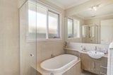 https://images.listonce.com.au/custom/160x/listings/6-carmel-avenue-mount-waverley-vic-3149/513/00356513_img_06.jpg?whpiVxFiRkM