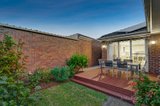 https://images.listonce.com.au/custom/160x/listings/6-carmel-avenue-mount-waverley-vic-3149/513/00356513_img_07.jpg?G4KyQNsqlp0