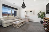 https://images.listonce.com.au/custom/160x/listings/6-carrum-street-alfredton-vic-3350/531/00930531_img_09.jpg?DHHuS8-M69c