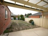 https://images.listonce.com.au/custom/160x/listings/6-cartledge-avenue-mount-clear-vic-3350/567/01575567_img_07.jpg?-xFAyW6fstI