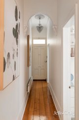 https://images.listonce.com.au/custom/160x/listings/6-chapman-street-north-melbourne-vic-3051/059/01816059_img_07.jpg?h2lwQ0L16Do