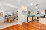 https://images.listonce.com.au/custom/160x/listings/6-chiara-court-glen-waverley-vic-3150/986/01910986_img_03.jpg?-2MZ0GFtdAY