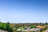 https://images.listonce.com.au/custom/160x/listings/6-cockatoo-court-diamond-creek-vic-3089/149/01436149_img_06.jpg?MFhSr13Zq-A
