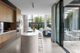 https://images.listonce.com.au/custom/160x/listings/6-coleridge-street-elwood-vic-3184/861/01793861_img_10.jpg?wc7nC-3jRWo
