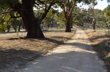 https://images.listonce.com.au/custom/160x/listings/6-coliban-park-road-metcalfe-vic-3448/188/00641188_img_25.jpg?C2bWY-JCnTg