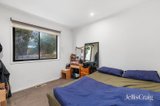 https://images.listonce.com.au/custom/160x/listings/6-collins-close-scoresby-vic-3179/997/01929997_img_09.jpg?pZwRudG7UPU