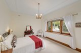 https://images.listonce.com.au/custom/160x/listings/6-cooba-street-canterbury-vic-3126/571/00194571_img_12.jpg?TT4Z1wkANzo