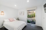 https://images.listonce.com.au/custom/160x/listings/6-cresthaven-court-donvale-vic-3111/208/01251208_img_09.jpg?t_4RYVg_alo