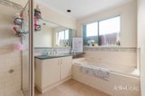 https://images.listonce.com.au/custom/160x/listings/6-danehill-grove-berwick-vic-3806/569/01984569_img_08.jpg?mbaNkb_lnhs