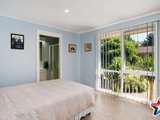 https://images.listonce.com.au/custom/160x/listings/6-dinsdale-court-mooroolbark-vic-3138/912/01524912_img_11.jpg?X8Tm6Tpo3IQ