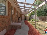 https://images.listonce.com.au/custom/160x/listings/6-dinsdale-court-mooroolbark-vic-3138/912/01524912_img_15.jpg?SaXunreIVjY