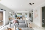 https://images.listonce.com.au/custom/160x/listings/6-donnelly-circuit-south-morang-vic-3752/252/01913252_img_05.jpg?fY1Rm2P9hYw