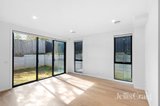 https://images.listonce.com.au/custom/160x/listings/6-douglas-street-rosanna-vic-3084/512/01891512_img_03.jpg?kIPjBXbc8Z0