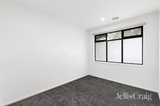 https://images.listonce.com.au/custom/160x/listings/6-douglas-street-rosanna-vic-3084/512/01891512_img_06.jpg?3eDot0pPKEM