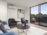 https://images.listonce.com.au/custom/160x/listings/6-draper-street-albert-park-vic-3206/001/01090001_img_08.jpg?ypC6e_-oaNk