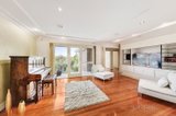 https://images.listonce.com.au/custom/160x/listings/6-duckett-street-doncaster-east-vic-3109/337/00610337_img_02.jpg?kProXTM0Iws