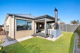 https://images.listonce.com.au/custom/160x/listings/6-dunoon-avenue-clifton-springs-vic-3222/393/01704393_img_20.jpg?8u_q8RhIPC8