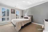 https://images.listonce.com.au/custom/160x/listings/6-dwyer-street-blackburn-vic-3130/205/01932205_img_11.jpg?90b6AmQxl6g