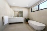 https://images.listonce.com.au/custom/160x/listings/6-ellis-road-glen-iris-vic-3146/198/00906198_img_14.jpg?_-OUmN3Xd0k