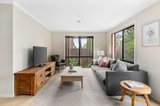 https://images.listonce.com.au/custom/160x/listings/6-ellison-street-malvern-east-vic-3145/030/01126030_img_08.jpg?bWoyW04QW7A