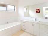 https://images.listonce.com.au/custom/160x/listings/6-falkirk-road-nerrina-vic-3350/775/01575775_img_10.jpg?0W9OjuYe1ts