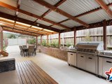 https://images.listonce.com.au/custom/160x/listings/6-farrell-avenue-yarra-glen-vic-3775/879/01524879_img_16.jpg?h0Qri7zvCMY