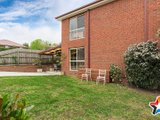 https://images.listonce.com.au/custom/160x/listings/6-farrell-avenue-yarra-glen-vic-3775/879/01524879_img_19.jpg?Gre8-tQNtQs