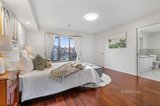 https://images.listonce.com.au/custom/160x/listings/6-fiona-court-glen-waverley-vic-3150/088/01722088_img_10.jpg?gLtqmajTspk