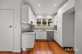 https://images.listonce.com.au/custom/160x/listings/6-flora-grove-forest-hill-vic-3131/939/01806939_img_03.jpg?zwSNCpsFGVk