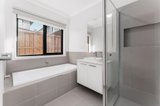 https://images.listonce.com.au/custom/160x/listings/6-gallivan-circuit-lilydale-vic-3140/049/01725049_img_04.jpg?AIk5VJ_fvDs