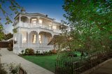 https://images.listonce.com.au/custom/160x/listings/6-gellibrand-street-kew-vic-3101/835/00138835_img_01.jpg?uUy98WILT_0